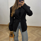 Blazer ceintré épaulette [ noir ]