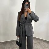 Ensemble tailleur [ gris ]