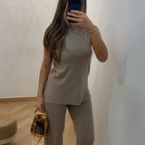Ensemble sans manche [ taupe ]